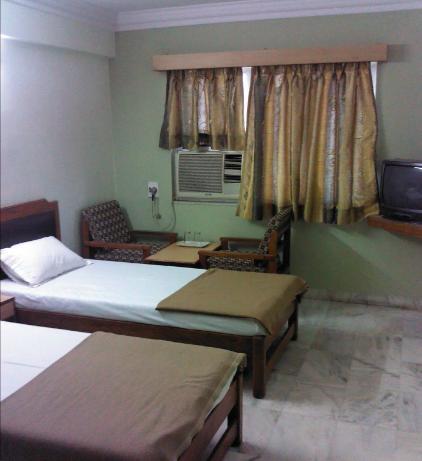 Hotel Hilltop Vadodara Room photo